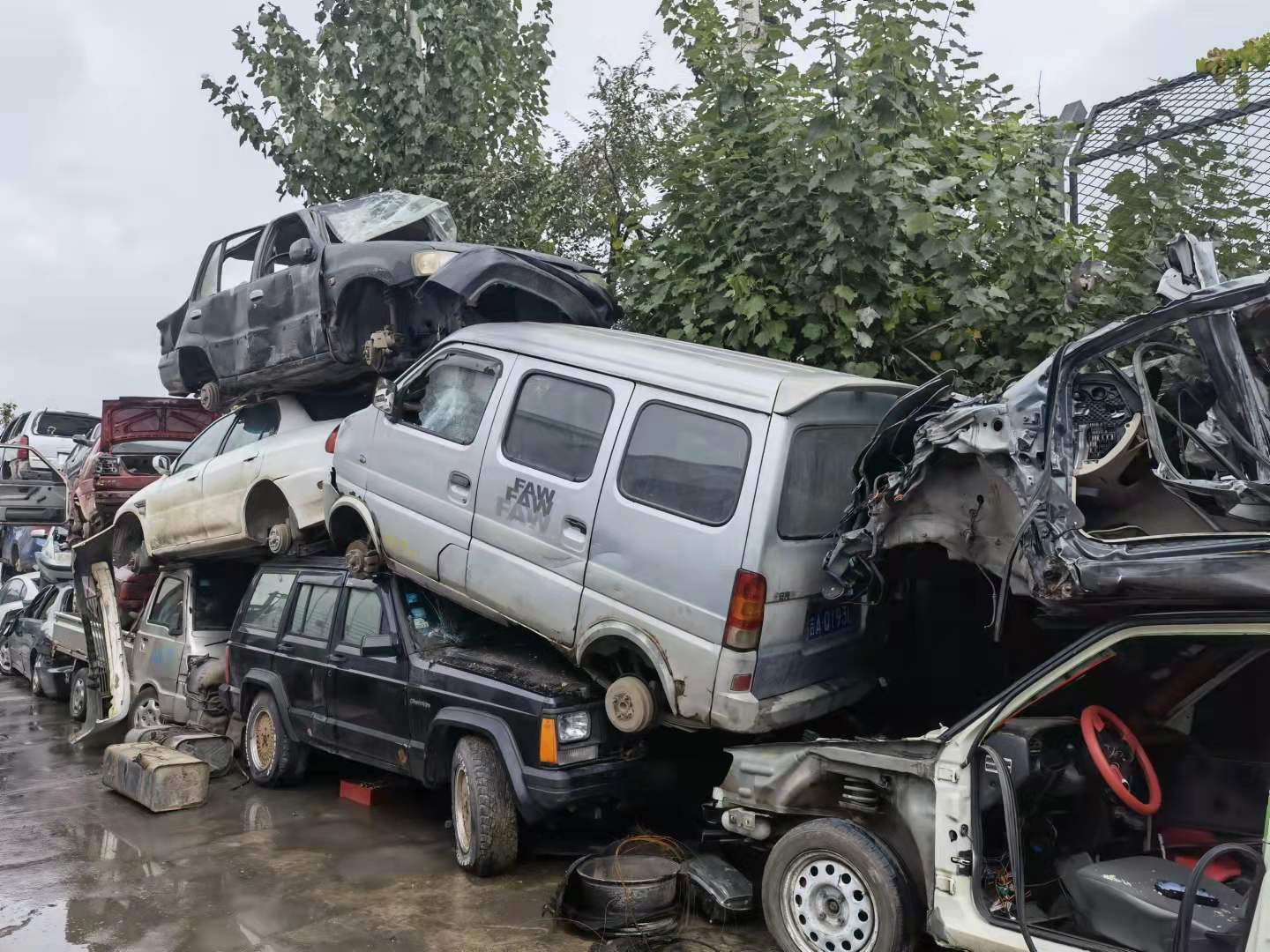 通縣車輛報廢廠拆解抵押車方法